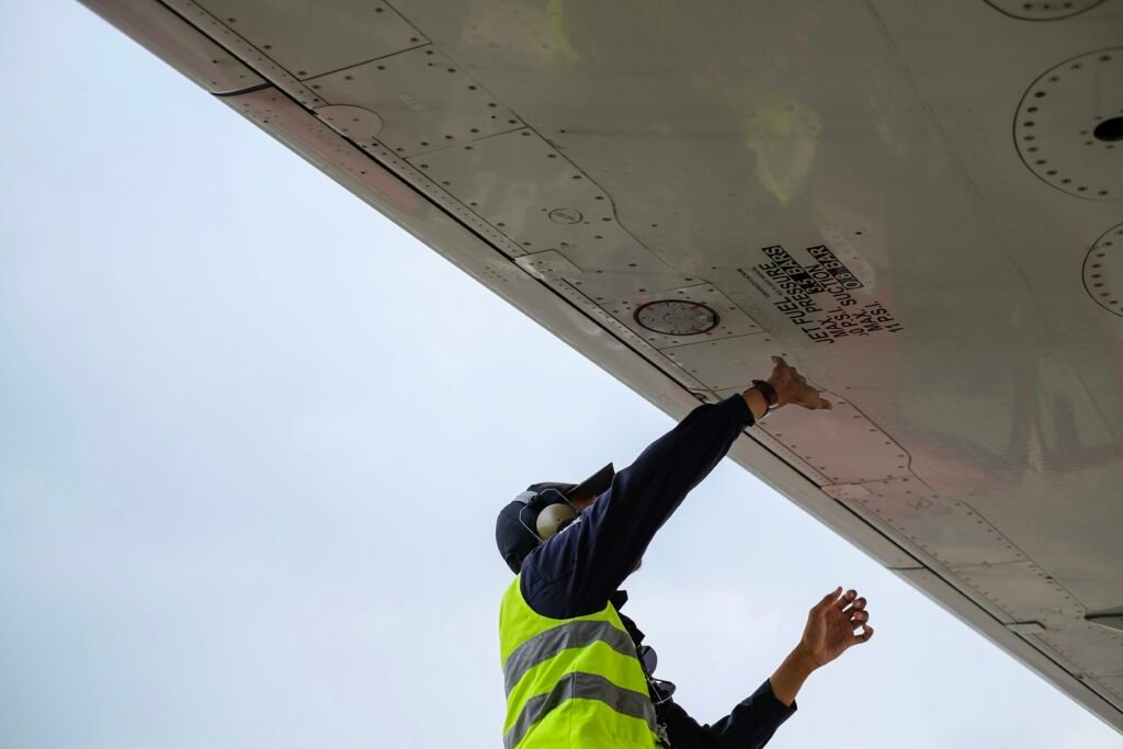 What Maintenance Is Required For The Air Conditioning Compressor In A Freightliner?