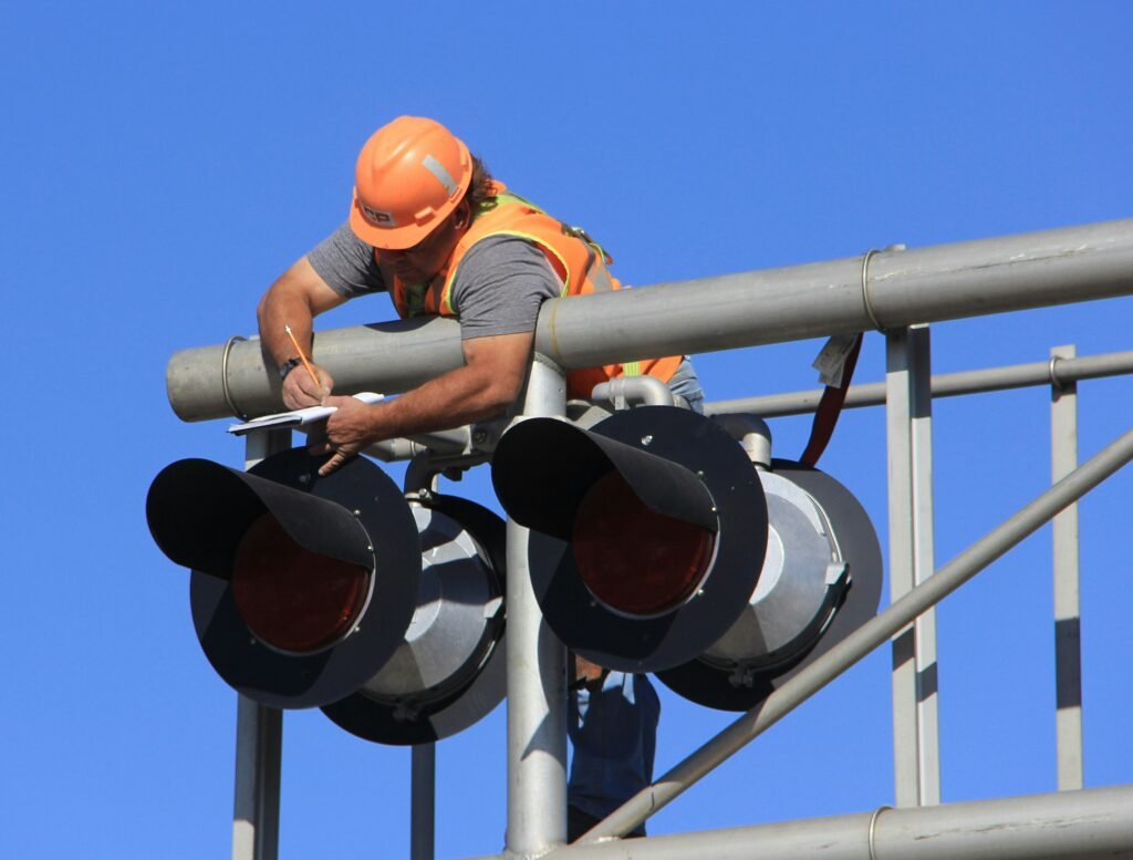 What Maintenance Is Required For The Air Conditioning Compressor In A Freightliner?